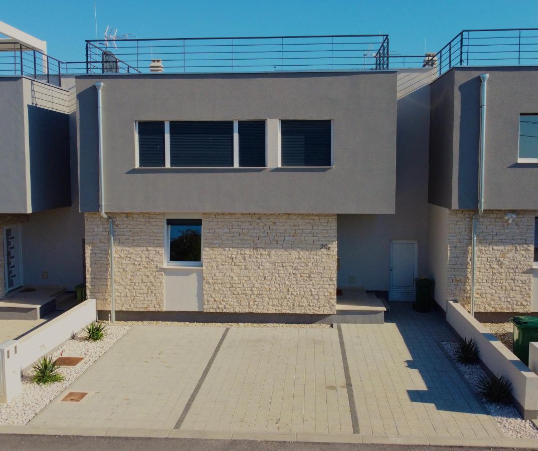Ferienhaus Luka Zadar Extérieur photo